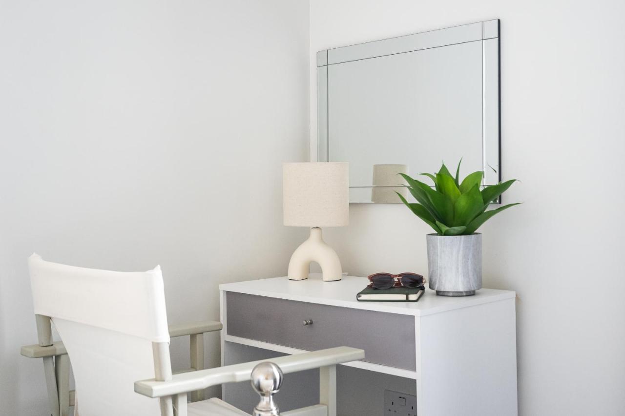 Apartment 35a Howard Gardens - Centre